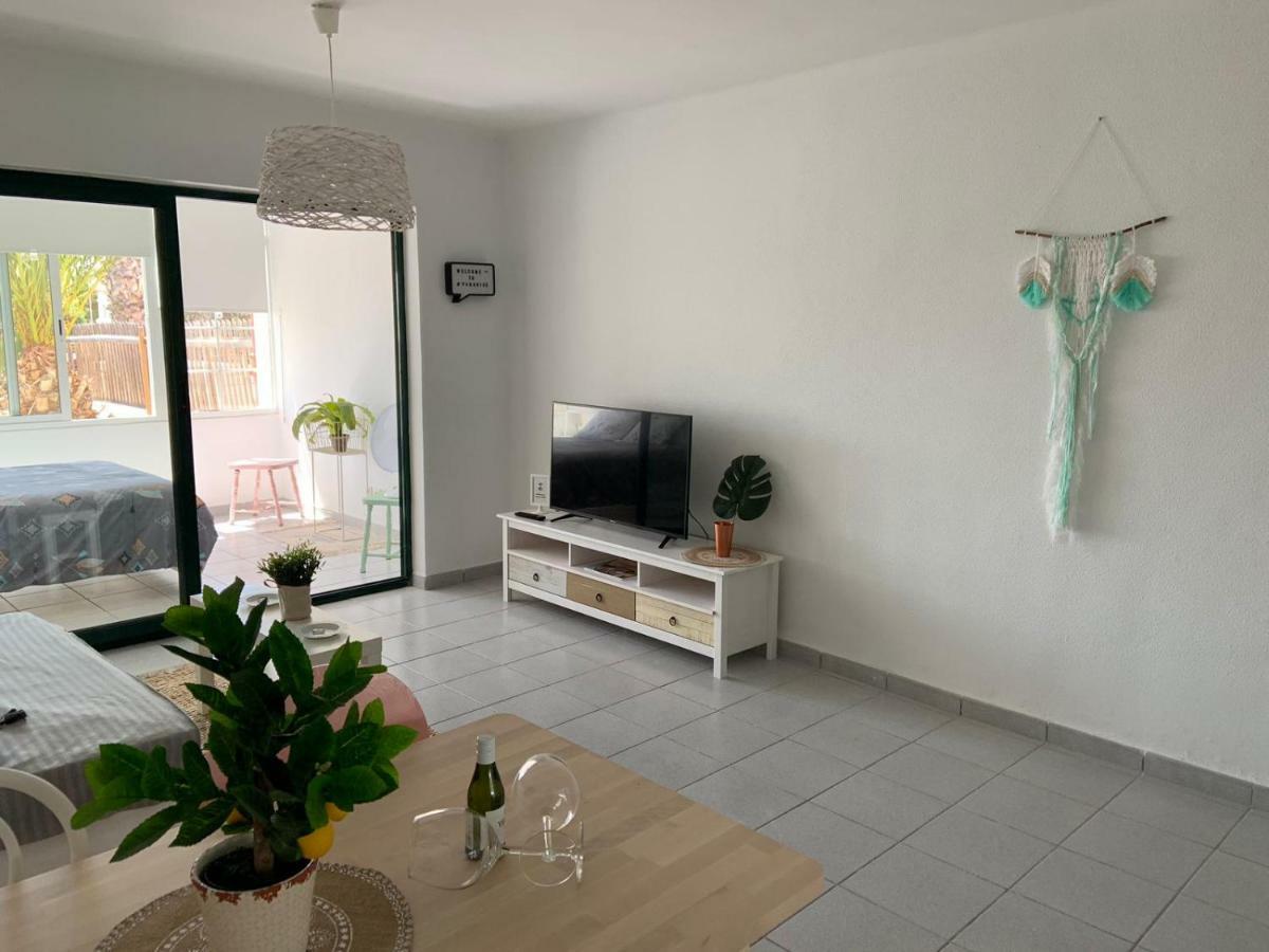 Luxury Estudio En Playa Roca A Primera Linea Del Mar Costa Teguise Exterior photo